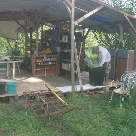 Campismo de Luxo Yourte Rustique En Permaculture Creysse (Dordogne)